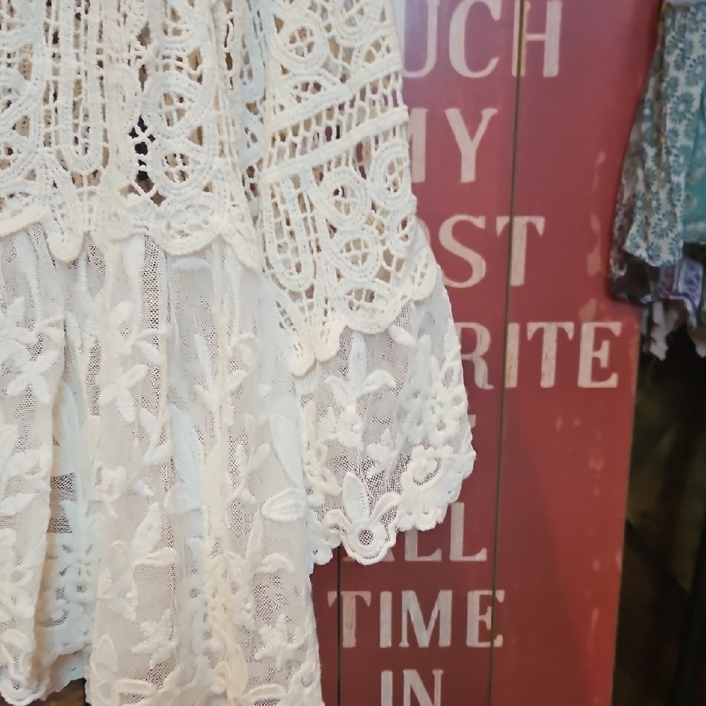 035 POL Ivory Lace Front Tie Blouse - Picture 5 of 8